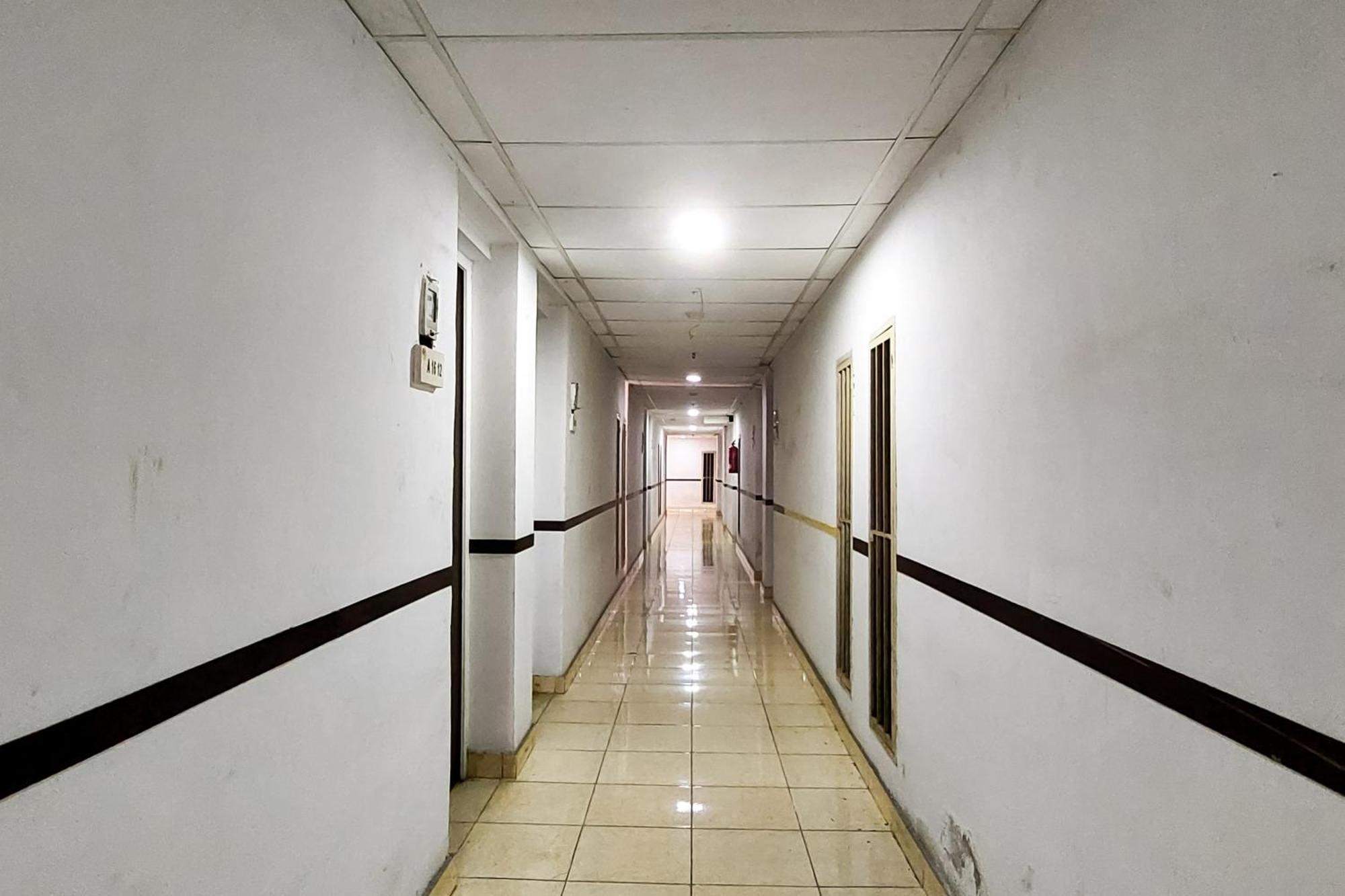 Redliving Mutiara - Star Tower A * Bekasi